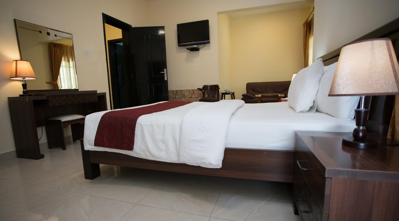 מוסקט Tiger Home Hotel Apartments מראה חיצוני תמונה
