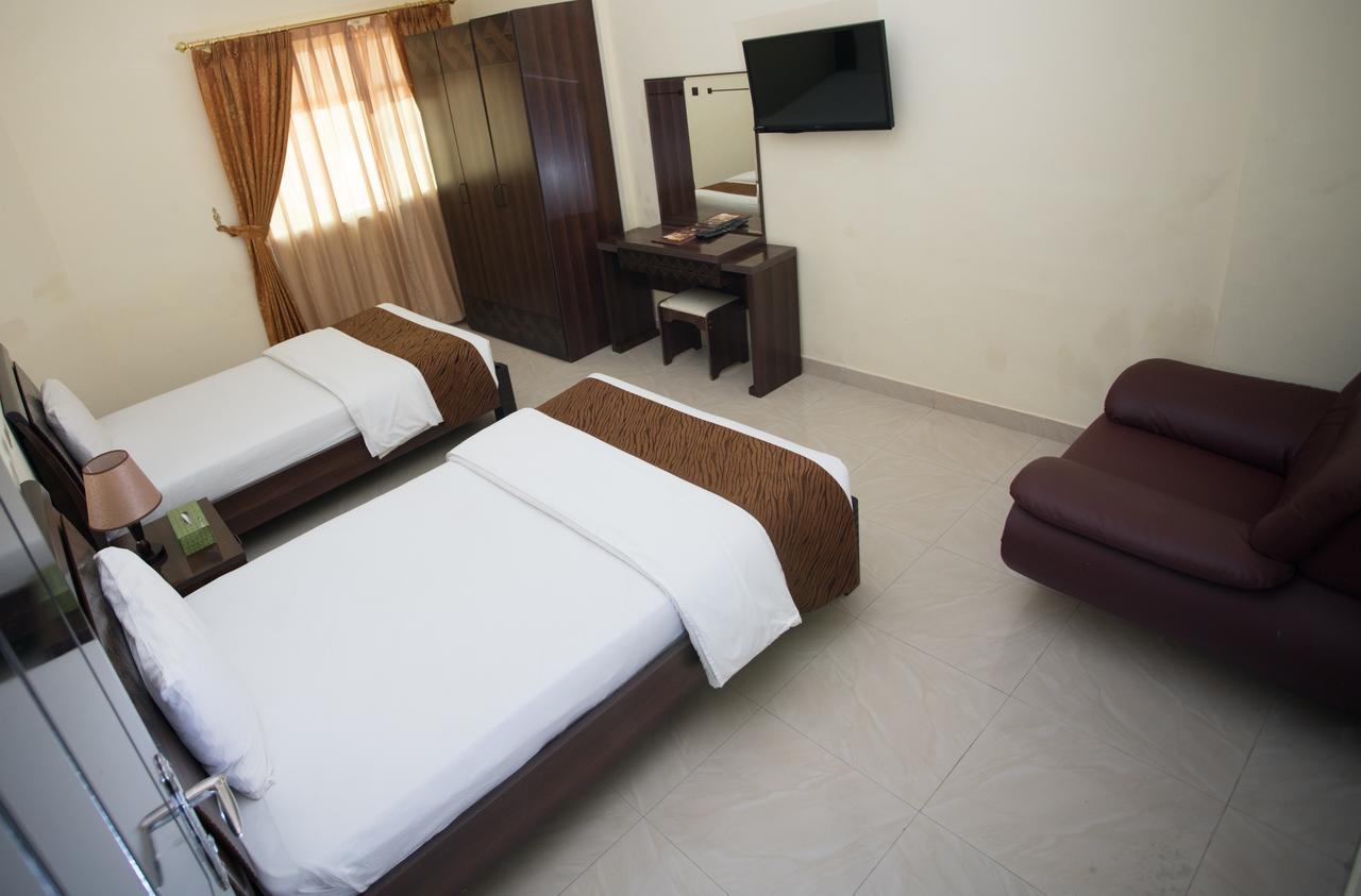 מוסקט Tiger Home Hotel Apartments מראה חיצוני תמונה