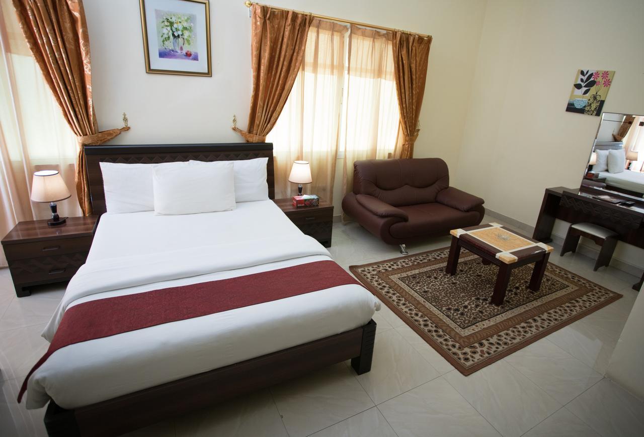 מוסקט Tiger Home Hotel Apartments מראה חיצוני תמונה