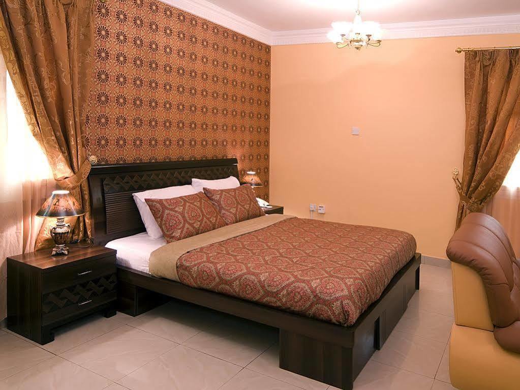 מוסקט Tiger Home Hotel Apartments מראה חיצוני תמונה