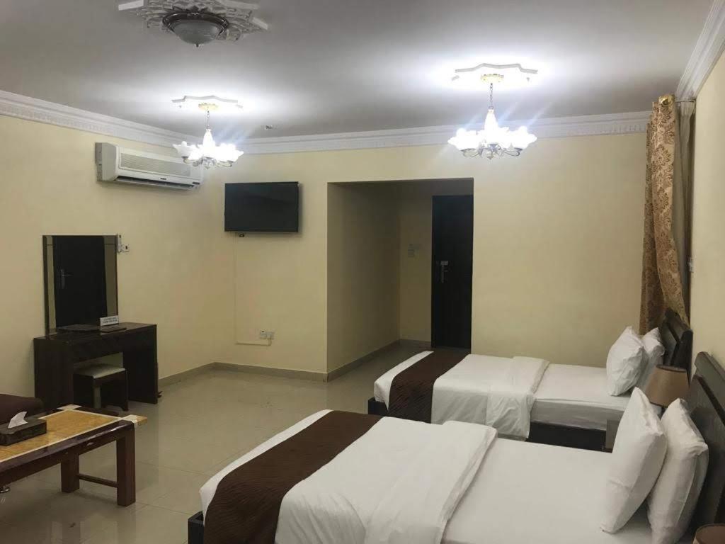 מוסקט Tiger Home Hotel Apartments מראה חיצוני תמונה