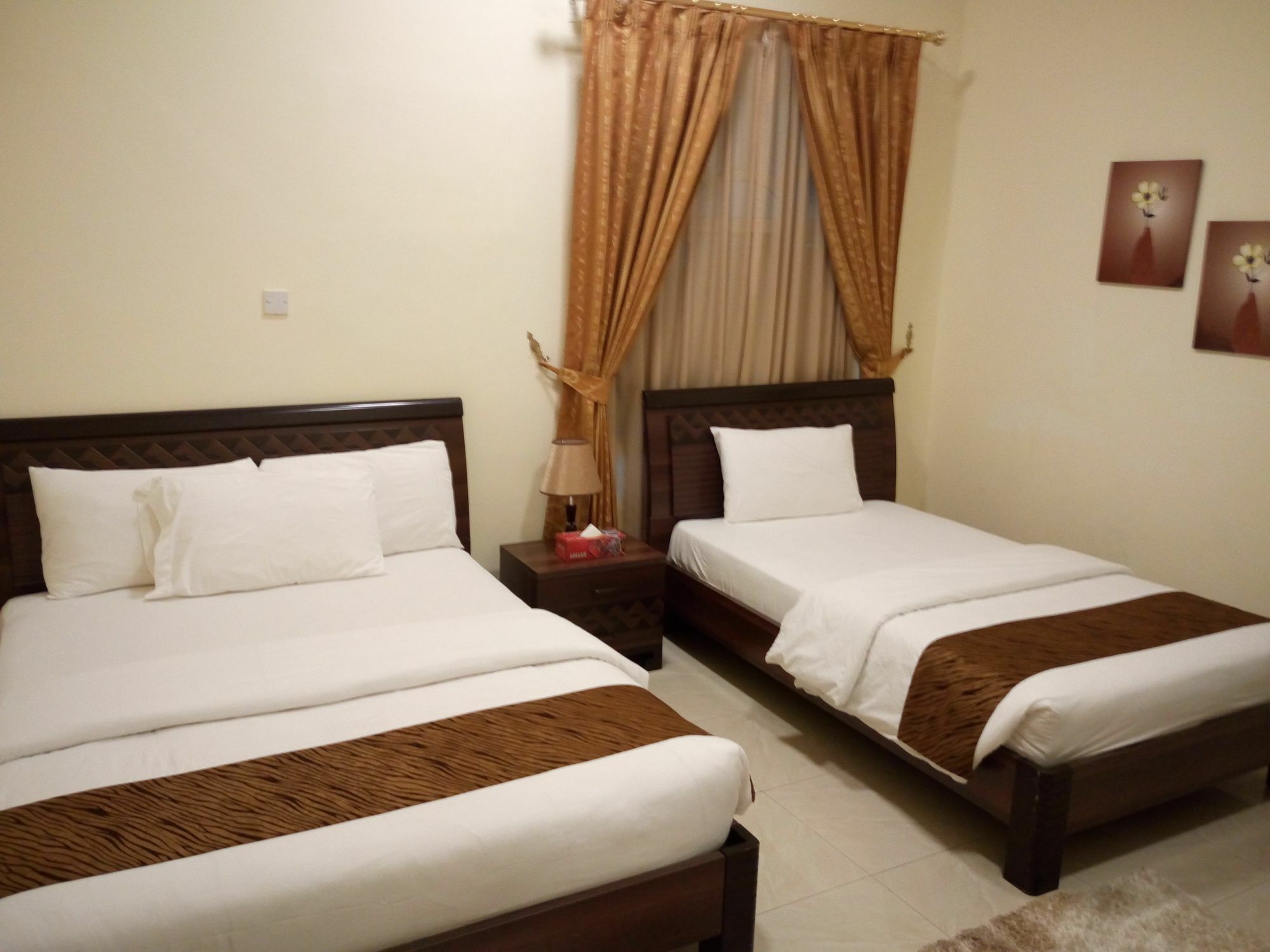 מוסקט Tiger Home Hotel Apartments מראה חיצוני תמונה