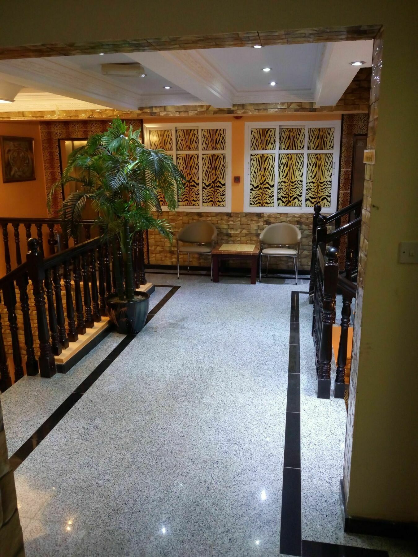מוסקט Tiger Home Hotel Apartments מראה חיצוני תמונה